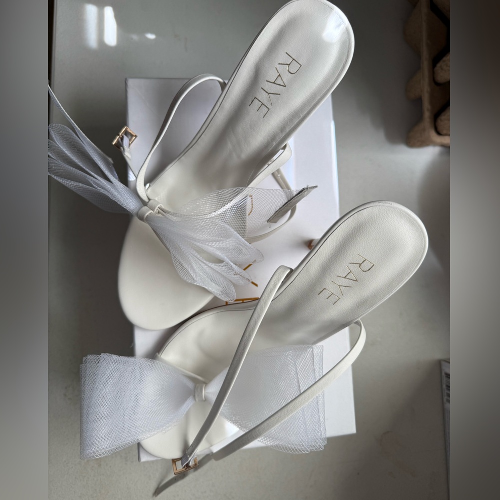 RAYE Bubbly Heel in Ivory - Picture 7 of 9